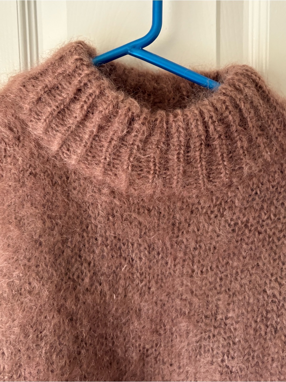 Gold Label | Vintage mock neck mohair sweater. Made in UK. Medium. Oversized - Picture 5 of 9